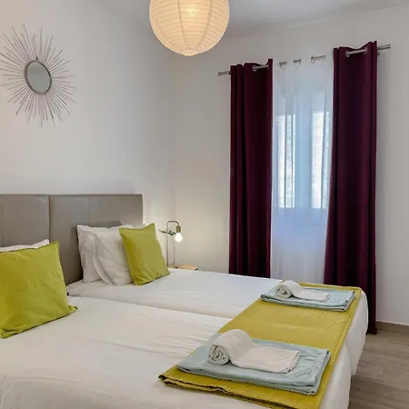 Penthouse With Balcony In The Historic Center #1956 *