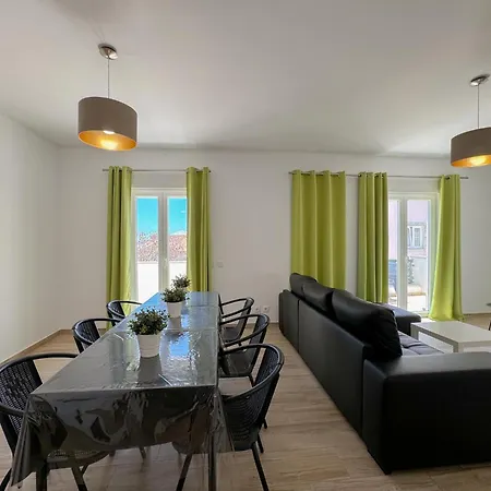 Penthouse With Balcony In The Historic Center #1956 拉哥斯
