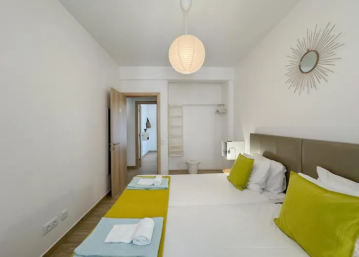 Penthouse With Balcony In The Historic Center #1956 Appartement *